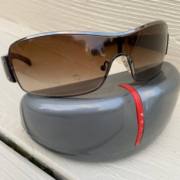 prada sps 52e